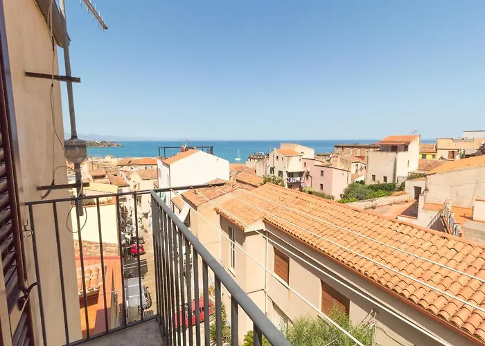 Domus Aurea San Vito House 公寓